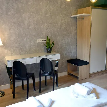 Hotel Zaklad Aktywnosci Zawodowej W Swierzawie
