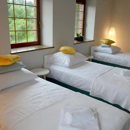 Ξενοδοχείο Zaklad Aktywnosci Zawodowej W Swierzawie