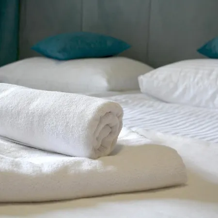 Hotel Zaklad Aktywnosci Zawodowej W Swierzawie