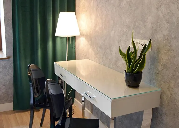 Zaklad Aktywnosci Zawodowej W Swierzawie * Świerzawa