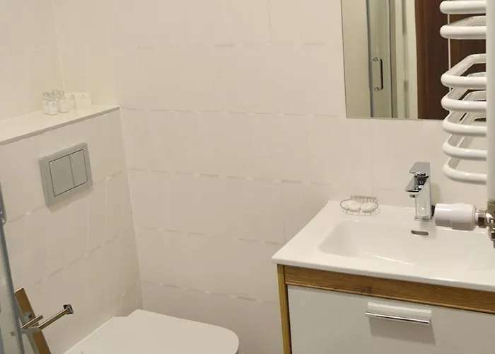 Zaklad Aktywnosci Zawodowej W Swierzawie Hotel *